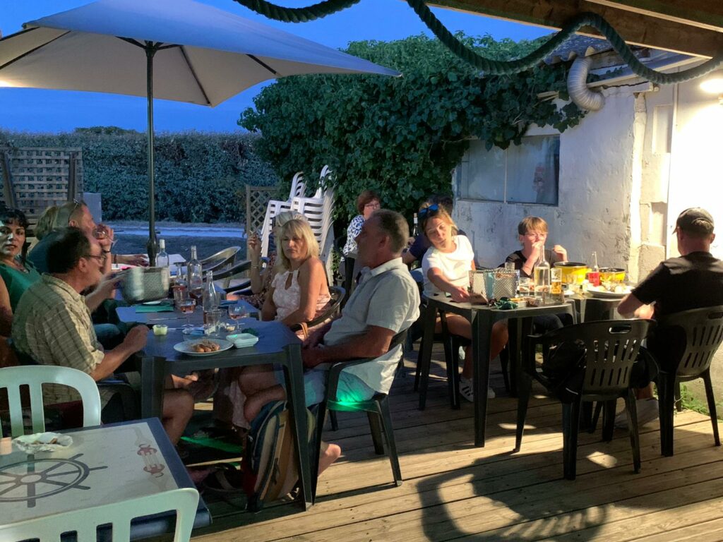 Restauant Marennes 17 dégustation huitres marennes 17